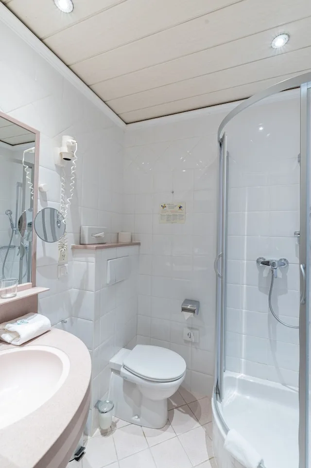 غرفة كلاسيكية بسرير كينج، Altstadthotel Wolf Dietrich 3/4
