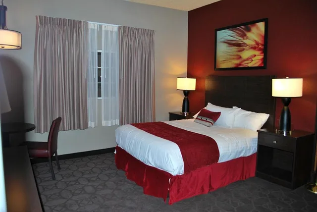 غرفة بسرير كينج للمدخنين، Edgewater Hotel Casino 1/1