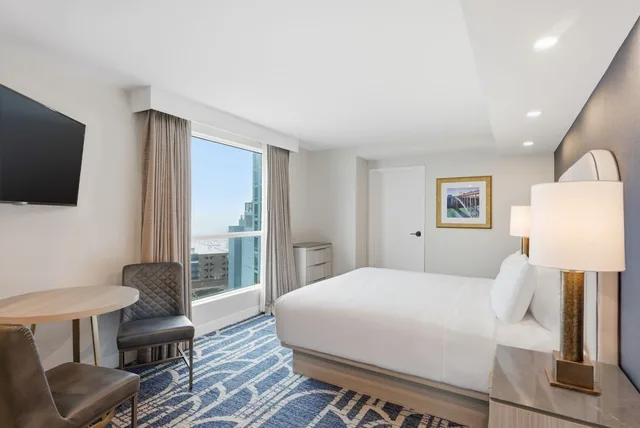 Studio, King Bed, City View, Embassy Suites By Hilton Niagara Falls Fallsview 1/4