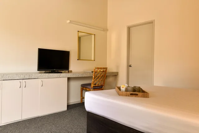 غرفة عائلية بسرير كوين وسريرين منفصلين بغرفة نوم واحدة، Sanno Marracoonda Airport Hotel 3/5