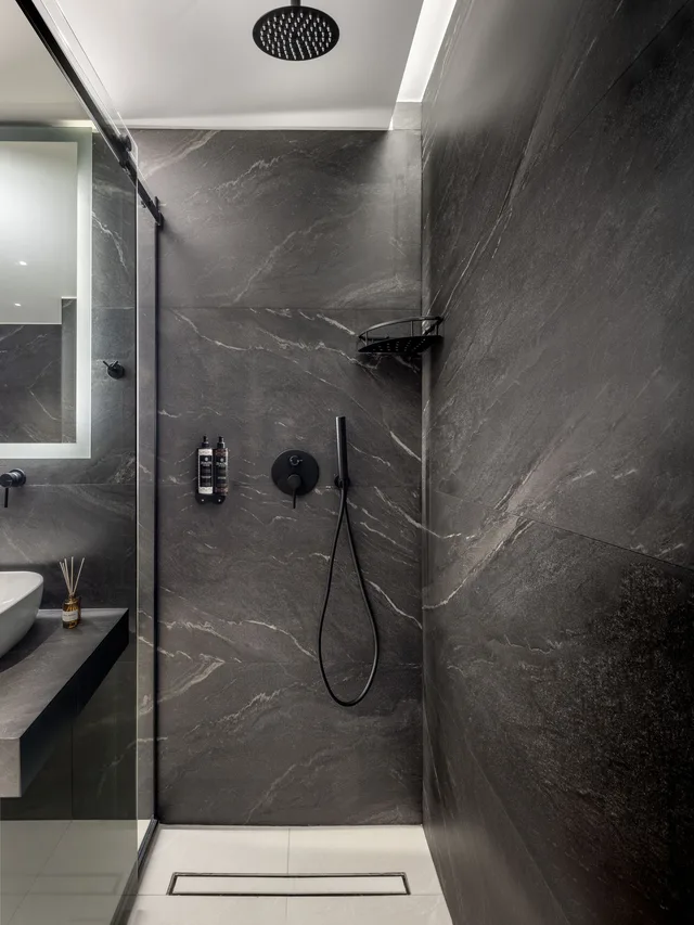 غرفة سوبيريور بسرير كينج بشرفة، Urban K Hotel Athens 2/2
