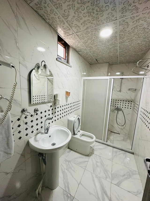 غرفة ديلوكس بسرير كوين بإطلالة على المدينة، Toprak Hotel 2/2