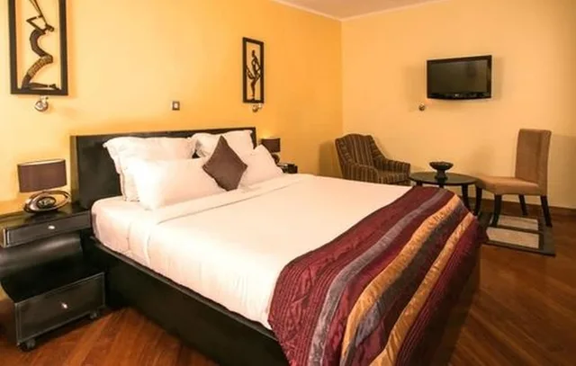جناح جونيور بسرير كوين، Hotel Bon Voyage 6/10