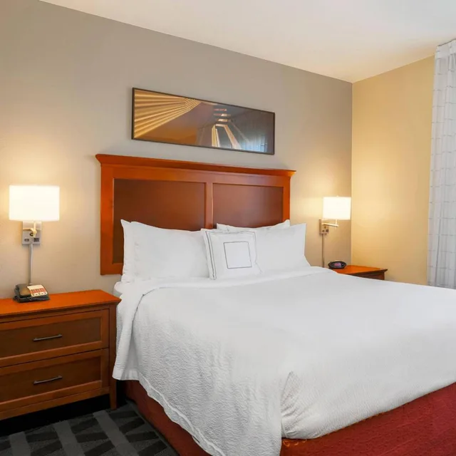 استوديو بسرير كوين بحوض استحمام لذوي الإعاقة، Towneplace Suites Marriott Yuma 1/2
