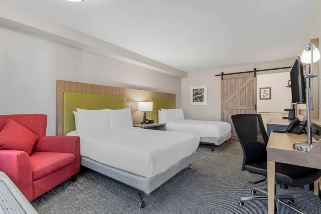 غرفة رباعية لذوي الإعاقة، Country Inn & Suites by Radisson, Vallejo Napa Valley, CA 3/5