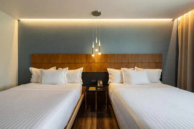 غرفة تنفيذية ثلاثية، Hotel Real del Río 4/10