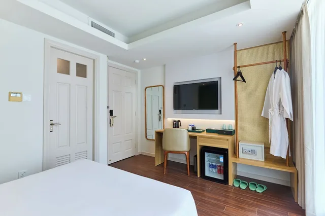 غرفة ديلوكس بسرير كوين بإطلالة على المدينة بشرفة، Aha Boutique Ben Thanh Hotel 5/10