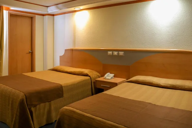 Room, 2 Double Beds, Hotel Milan 3/4