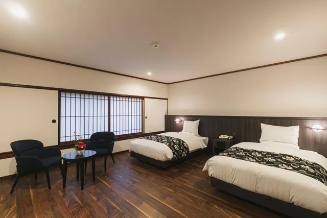 Renovated, Superior, Twin Beds، Hamilton Ureshino 2/2