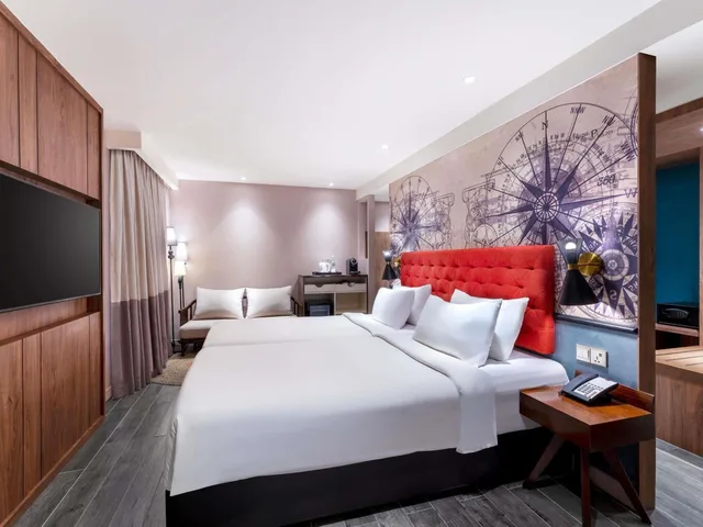 غرفة ديلوكس بسرير كينج وسرير فردي، MERCURE LANGKAWI PANTAI CENANG 4/10