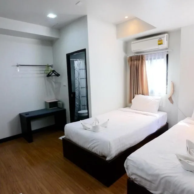 غرفة اقتصادية بسريرين منفصلين، Basic Line Hotel at Loikroh 5/8