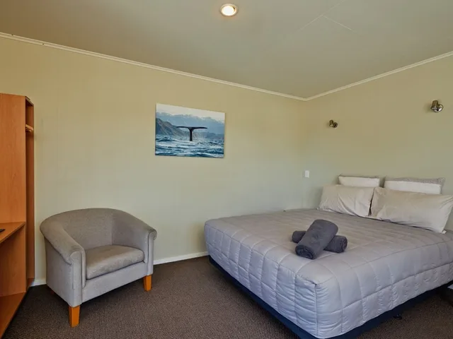 غرفة قياسية بسرير مزدوج، Kaikoura TOP 10 Holiday Park 2/7