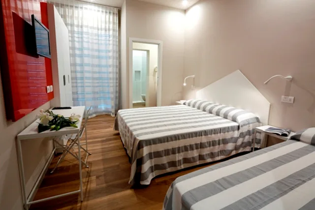 غرفة سوبيريور ثلاثية، Hotel Aurea 2/4