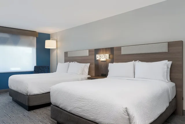 غرفة قياسية بسرير فردي، Holiday Inn Express & Suites Stevensville - Benton Harbor, an IHG Hotel 3/7