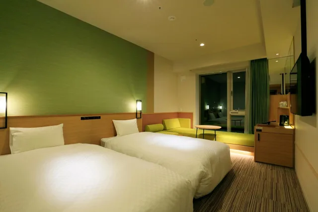 Standard, Twin Beds, Sofa, The Singulari Hotel And Skyspa At Universal Studios Japan 3/9