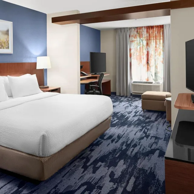 غرفة بسرير كينج مع أريكة، Fairfield Inn And Suites By Marriott Rehoboth Beach 2/4