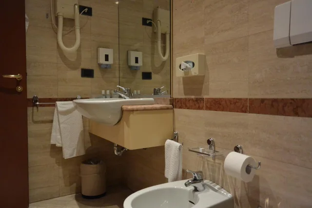 غرفة بسريرين منفصلين، Mercure Kyoto Station 6/8