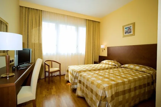 غرفة قياسية مفردة، Hotel Marconi 3/4