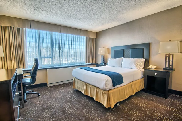 غرفة قياسية بسرير كوين لذوي الإعاقة، Holiday Inn Express Detroit-Birmingham 1/5