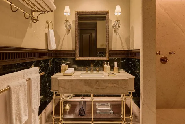 جناح فاخر بسرير كينج، The Todos Santos Inn 3/3