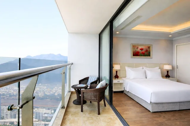 استوديو بسرير كينج، Vinpearl Beachfront Nha Trang 4/10