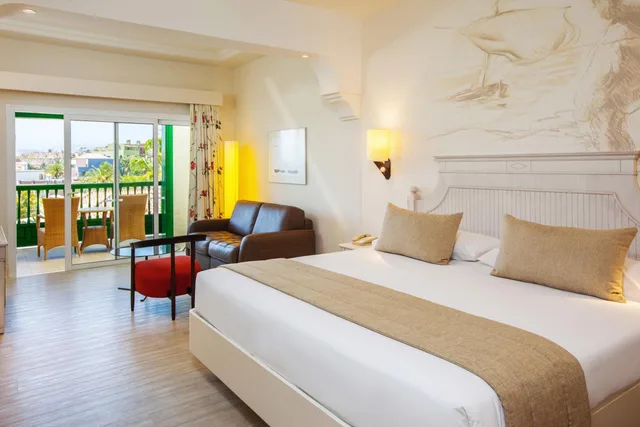 غرفة قياسية بسرير كينج بإطلالة، Lopesan Villa Del Conde 1/3