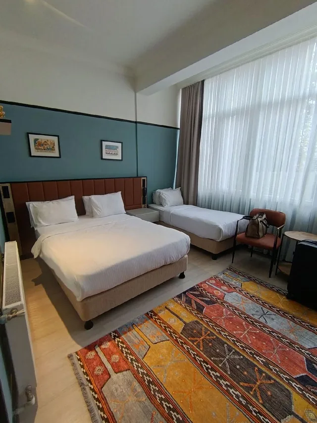 غرفة بسريرين منفصلين وسريرين كوين، EA Exclusive Hotel & Kocatepe 1/2