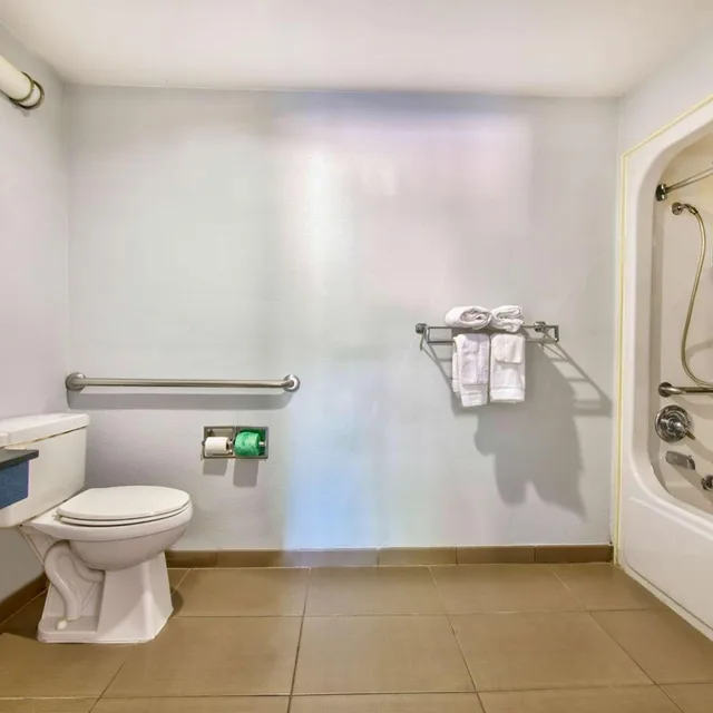 غرفة ديلوكس بسرير مزدوج، Motel6 Arlington, TX 4/4
