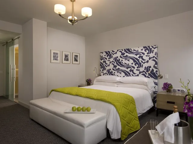 غرفة سوبيريور بسرير كينج، Hotel Breakwater South Beach 1/4