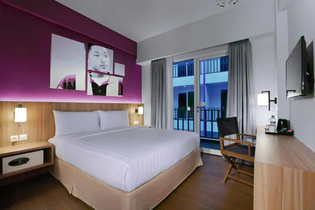 غرفة سوبيريور بسرير كوين بشرفة، Fame Hotel Sunset Road Kuta 2/4
