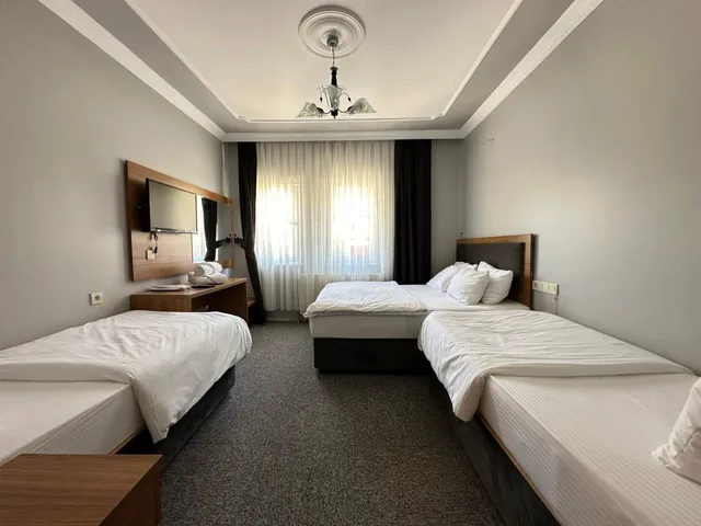 غرفة رباعية بإطلالة على الجبل، Butik Inceli Hotel 5/8