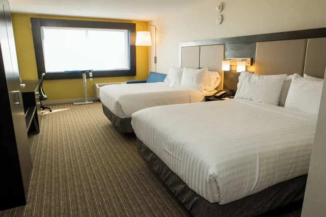 غرفة قياسية بسريرين كوين، HOLIDAY INN EXPRESS & SUITES MARIETTA 1/3