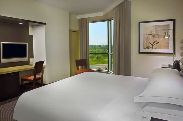 جناح ديلوكس بسرير كينج بمطبخ، Hilton Toronto Markham Suites Conference Centre Spa 2/4