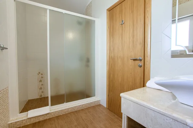Superior, Double Bed, Sea View, Balcony, Annex, Hotel Villa Margaret 2/2