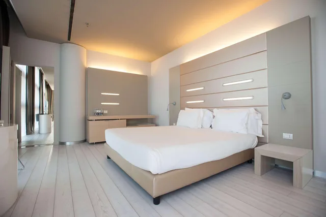 جناح عائلي بسرير كينج وسرير كوين مع أريكة، Best Western Plus Net Tower Hotel Padova 3/3