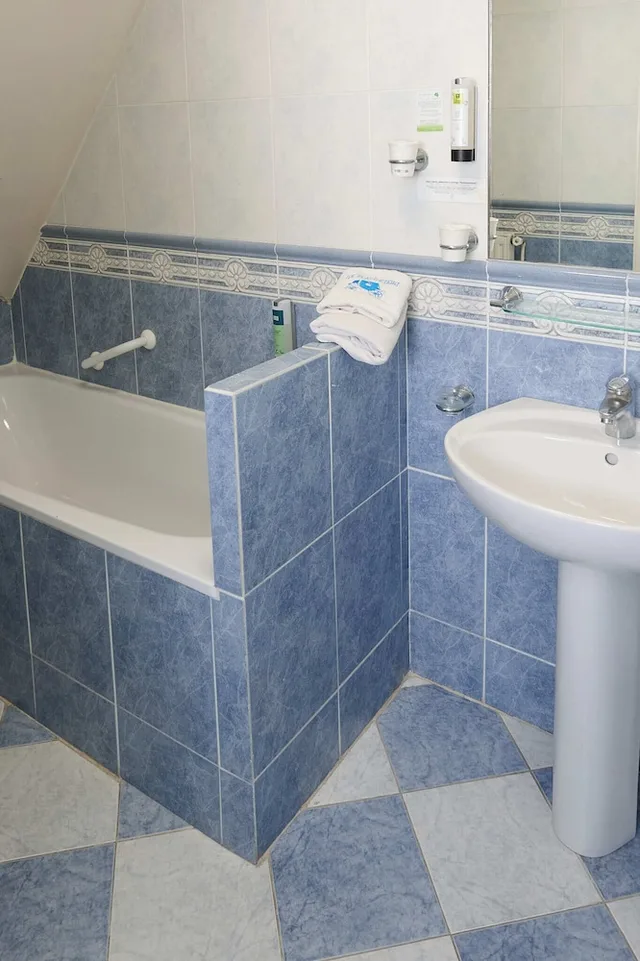 Classic, Double Bed, HOTEL LE PLAT D'ETAIN 6/6