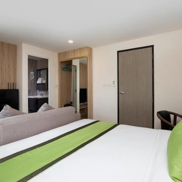 جناح سوبيريور، iCheck Inn Darisa Patong 2/3