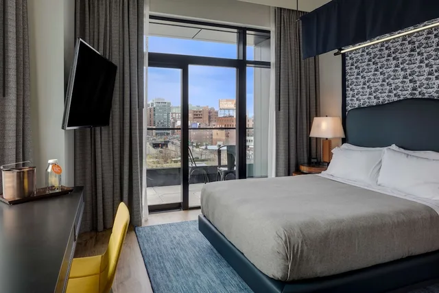 غرفة ركنية بسرير كينج، Canopy by Hilton Boston Downtown 3/7