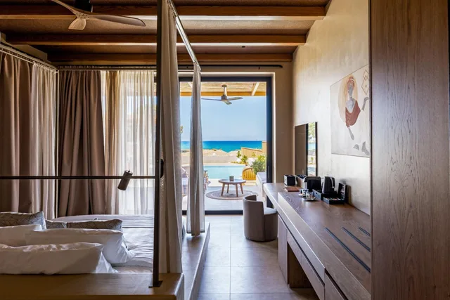 Villa, Sea Front, Indoor Jetted Tub, Private Pool، AKS MINOA PALACE HOTEL 7/10