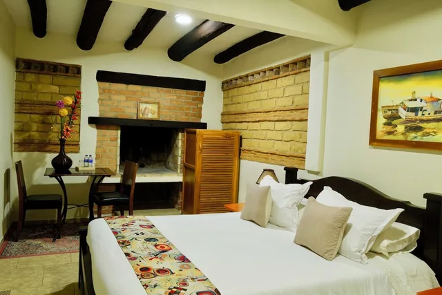 غرفة قياسية، Hotel Bombon 2/2