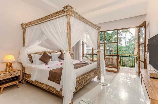 2 Bedrooms, Family, Bungalow, King and Twin Beds, Garden View, Garden Area، Alas Petulu Villa Resort And Spa 3/10