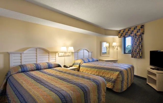 Room, Ocean View, Ocean Reef Resort 1/4