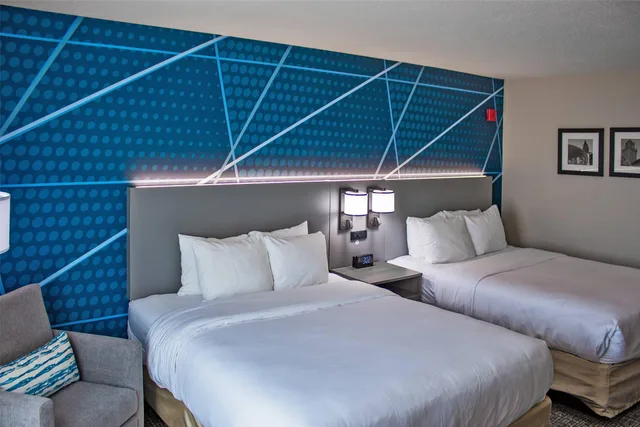 غرفة بسريرين كوين، Comfort Inn & Suites Geneva - West Chicago 1/4