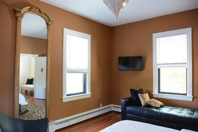 The Hugh Boutique B&B، Millville 37/44