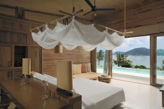 4 Bedrooms, Pool, Villa, Twin Beds, 3 King Beds, Beach Front، Six Senses Con Dao 1/4