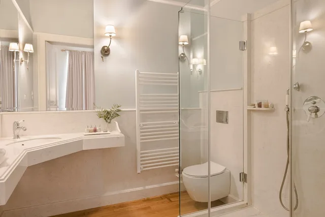 2 Bedrooms, 2 Double Beds, 3 Bathrooms, 2 Sofa، Noble Suites 6/6