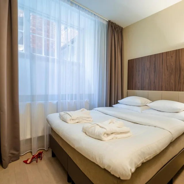 Room, Double Bed, No Window، Best Western Hotel Karlaplan 2/10