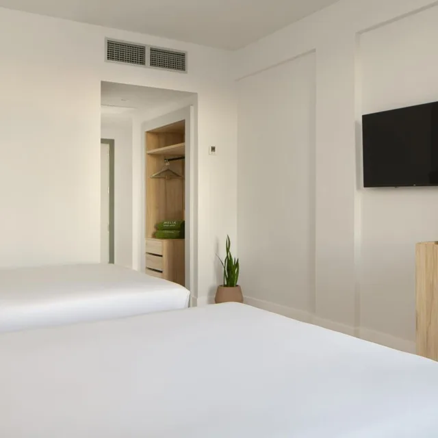 غرفة غراند بريميوم بسرير كينج، Melia Lloret De Mar 9/10
