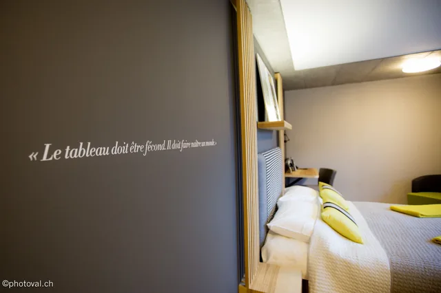 غرفة قياسية بسرير كينج بإطلالة على الجبل، Martigny Boutique-Hotel 1/1