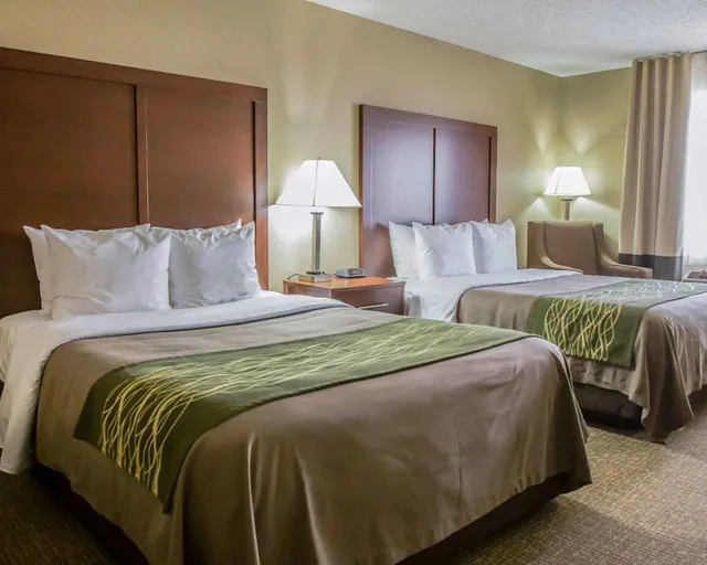 غرفة بسريرين كوين، Comfort Inn Morris I-80 3/3
